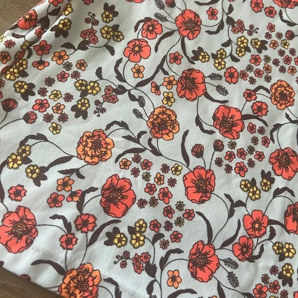 Maaji Floral Long Sleeve Rash Guard – Women’s Size M – NWT - Picture 4 of 8